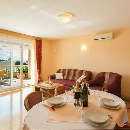 *x * Apartman *